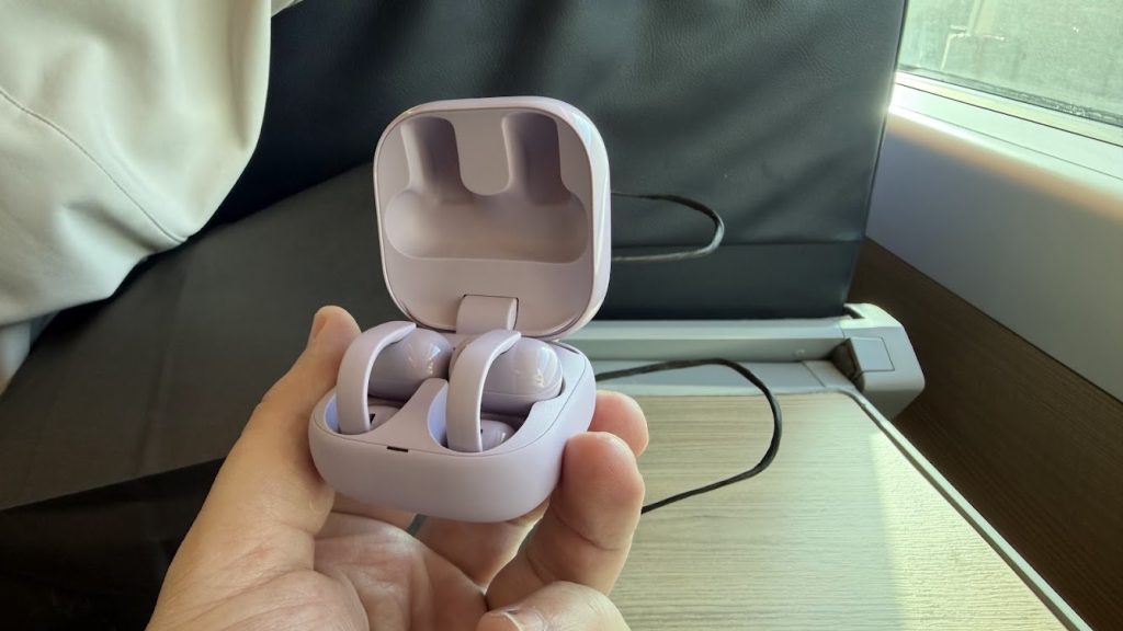 Análise Sony LinkBuds Clip, uma alternativa open-ear com mais conforto do que imersão