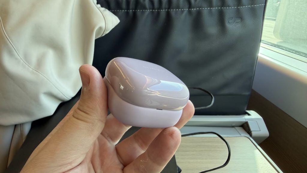 Análise Sony LinkBuds Clip, uma alternativa open-ear com mais conforto do que imersão