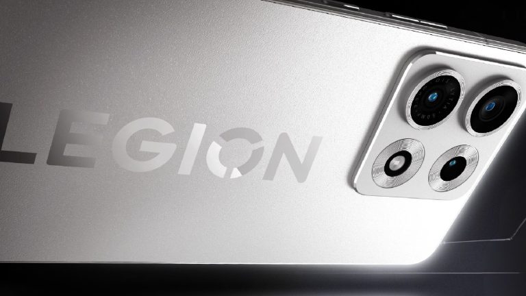Lenovo Legion Y70 está de volta e parece um Motorola com outro nome
