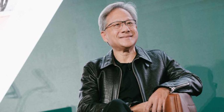 CEO da Nvidia alerta: IA da Huawei pode abalar domínio dos EUA