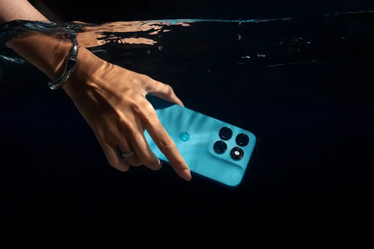 Motorola sobe a fasquia com moto g87: 200 MP, ecrã mais brilhante e resistência extrema