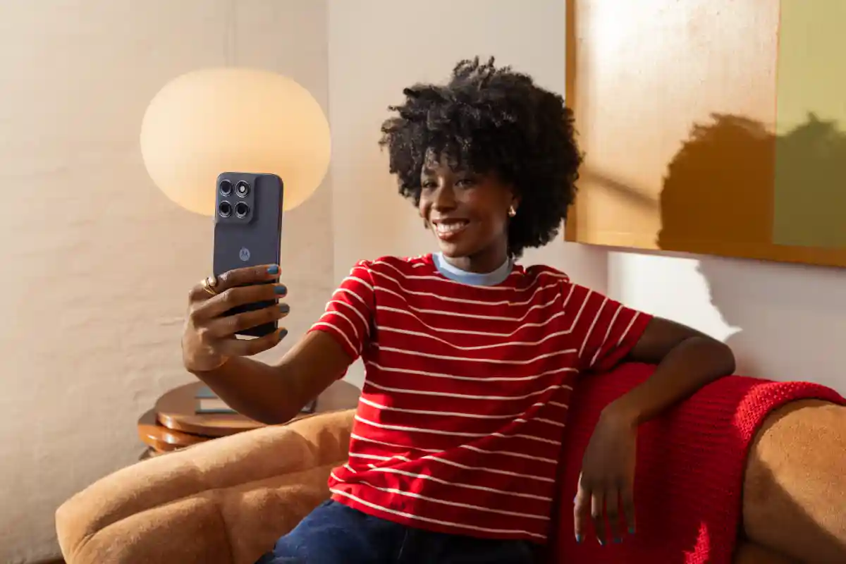 Motorola sobe a fasquia com moto g87: 200 MP, ecrã mais brilhante e resistência extrema