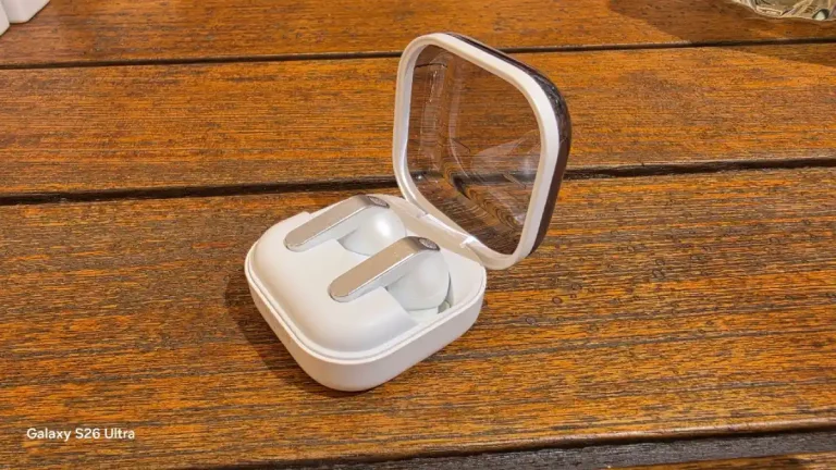 Samsung atualiza os Galaxy Buds3 Pro e Buds4 Pro com melhorias de estabilidade