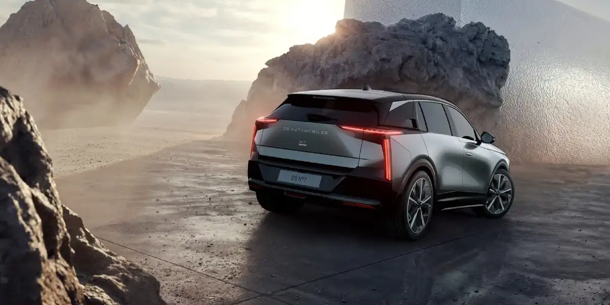 Stellantis apresenta novo Jeep Avenger em estreia mundial no ECAR SHOW 2026