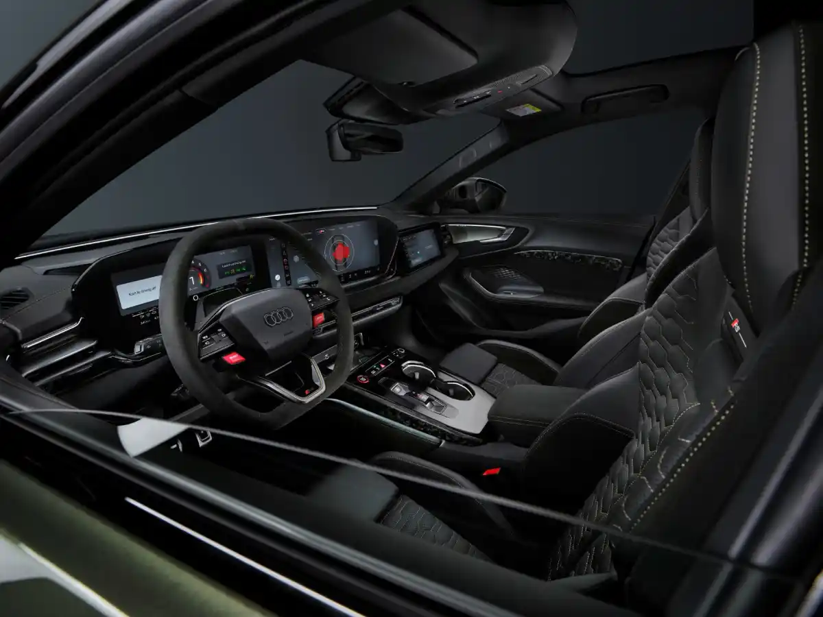 Novo Audi RS 5 já chegou a Portugal. E este híbrido plug-in tem 639 cv 4 Audi RS 5