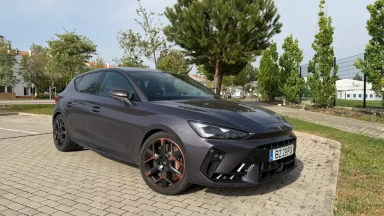 Ensaio CUPRA Leon 5 Portas 2.0 TSI VZ 300 DSG: vale a pena?