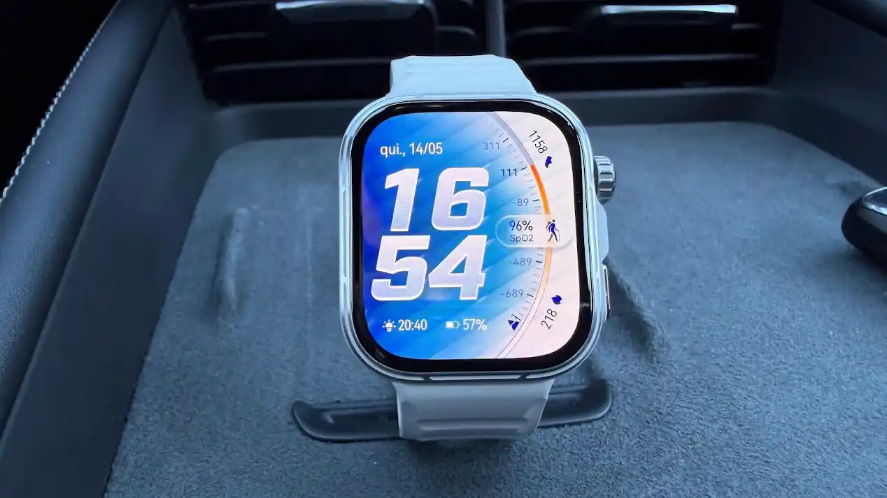 Análise Huawei Watch Fit 5 Pro: parece um Apple Watch Ultra, mas custa muito menos