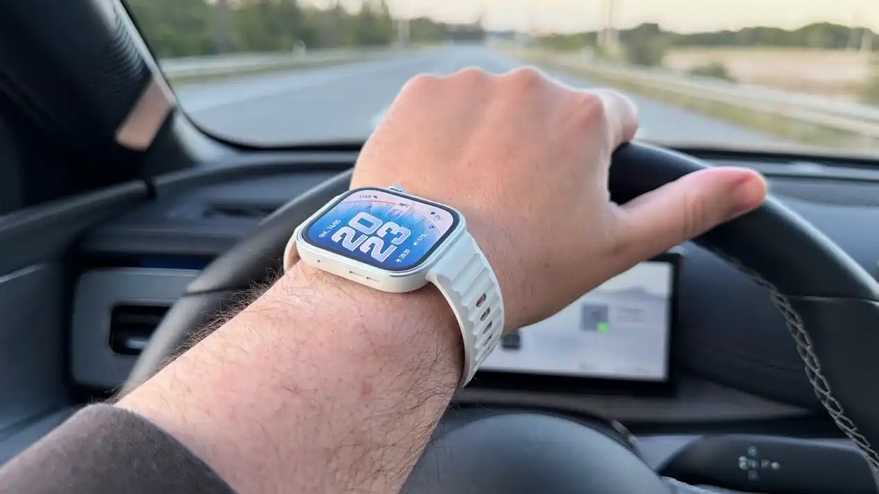 Análise Huawei Watch Fit 5 Pro: parece um Apple Watch Ultra, mas custa muito menos