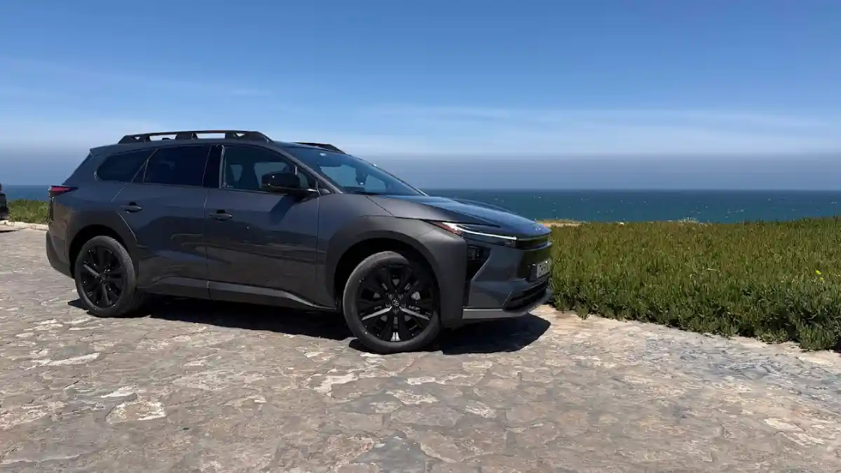 Apresentação Nacional Toyota bZ4X Touring - e já o conduzimos!