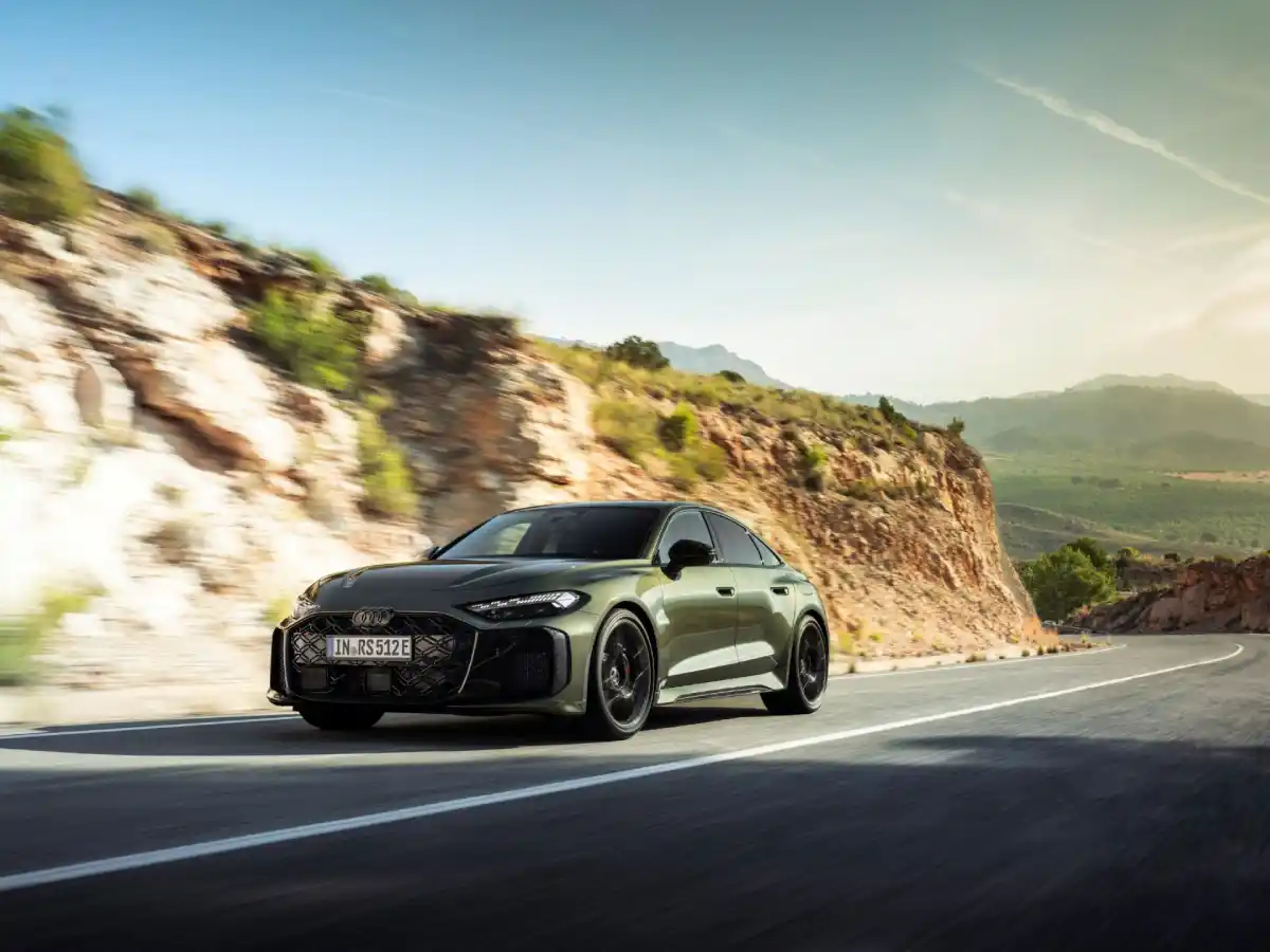 Novo Audi RS 5 já chegou a Portugal. E este híbrido plug-in tem 639 cv 3 Novo Audi RS 5 já chegou a Portugal. E este híbrido plug-in tem 639 cv