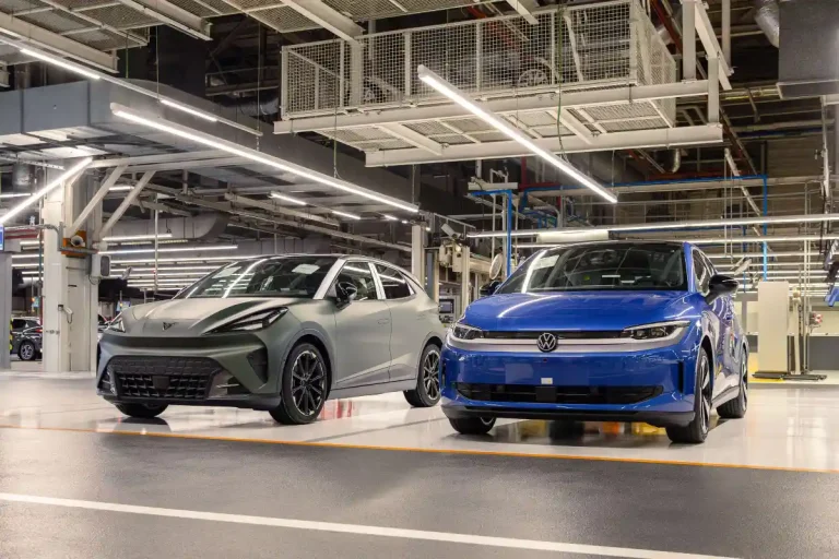 Volkswagen ID. Polo e Cupra Raval já entraram em produção