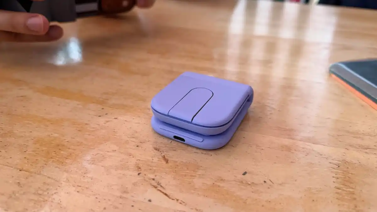 Logitech Mobi Fold