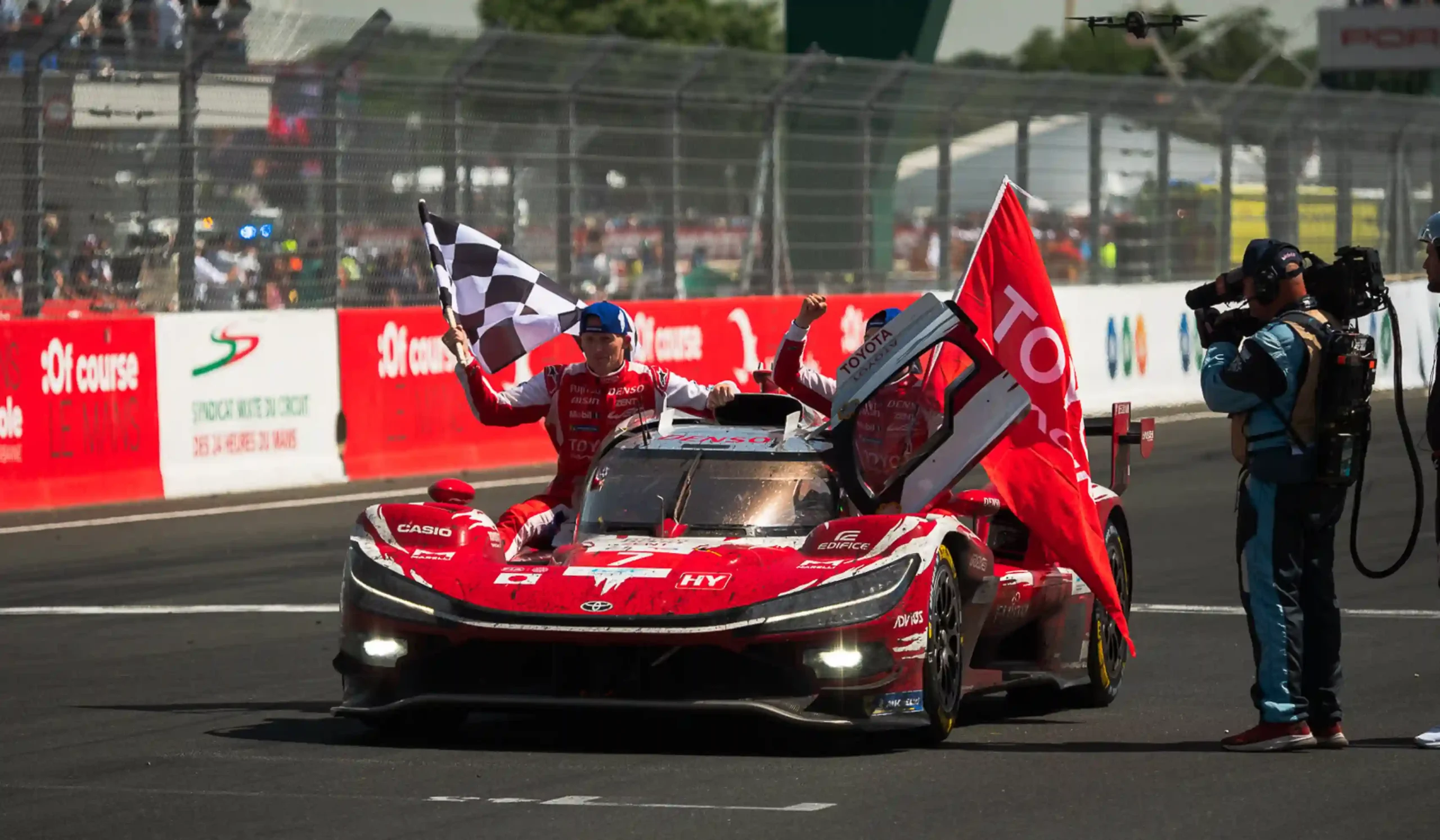 Toyota GR010 Hybrid 07 wins Le mans 2026