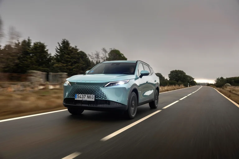 OMODA 7 SHS-P estreia-se em Portugal com 279 cv, 90 km elétricos por 44.900 € 6 OMODA 7