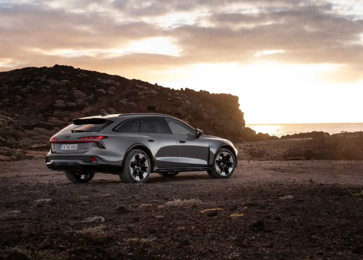 Audi A6 allroad estreia versão híbrida plug-in e reforça capacidades fora de estrada 2 Audi A6 allroad