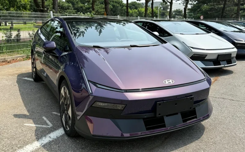 Hyundai Ioniq V