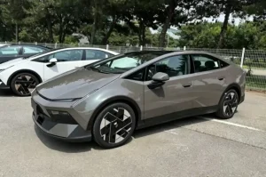 Hyundai Ioniq V