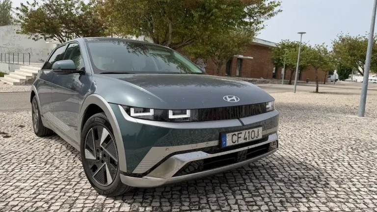 Ensaio Hyundai IONIQ 5: o SUV eléctrico que faz tudo bem feito 8 Hyundai IONIQ 5