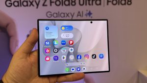 Samsung Galaxy Z Fold 8