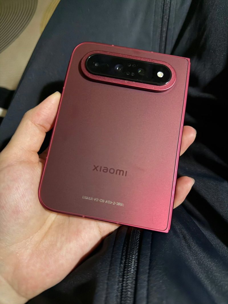 Xiaomi 18 Fold vai ter especificações poderosas, com bateria de 6000mAh e chip de 3nm