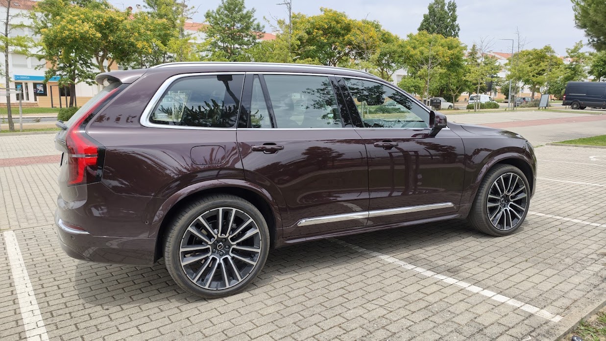 Ensaio Volvo XC90, com 455 cv dá para o dia a dia ?