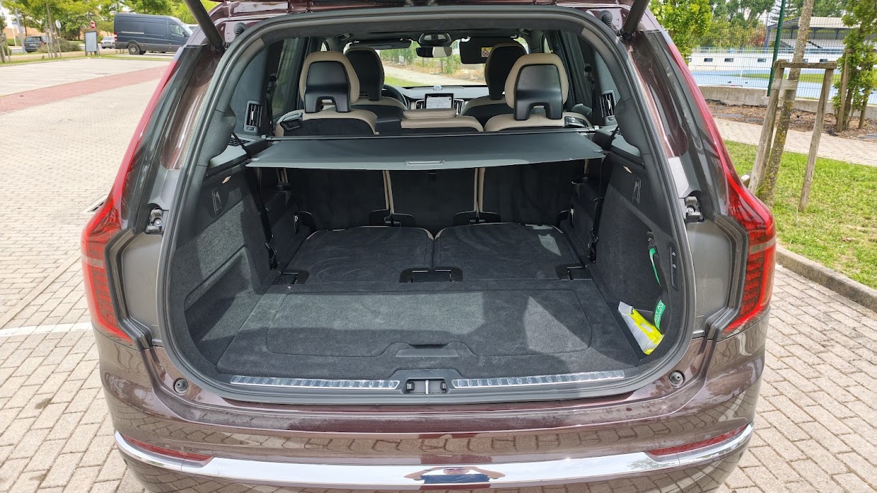 Ensaio Volvo XC90, com 455 cv dá para o dia a dia ?