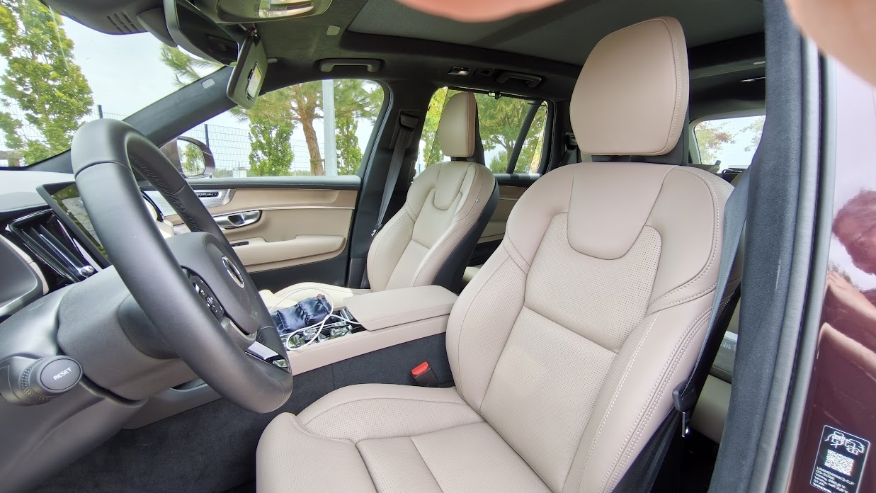 Ensaio Volvo XC90, com 455 cv dá para o dia a dia ?