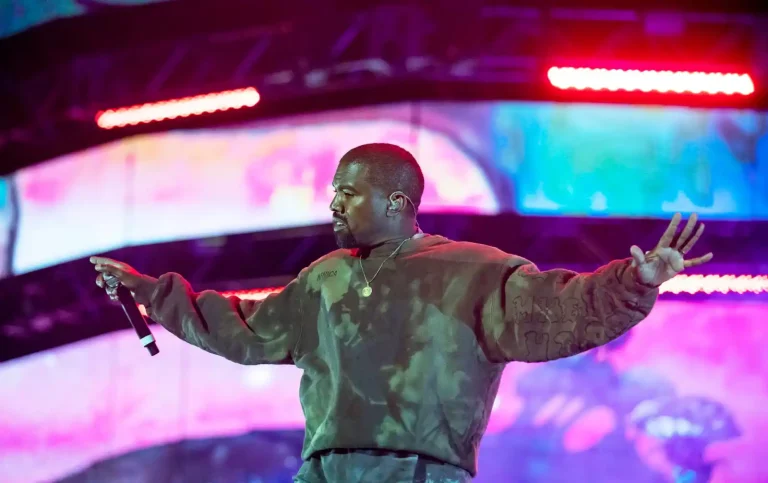 Kanye West no Estádio Algarve: polémica à porta, música em palco 8 Kanye West