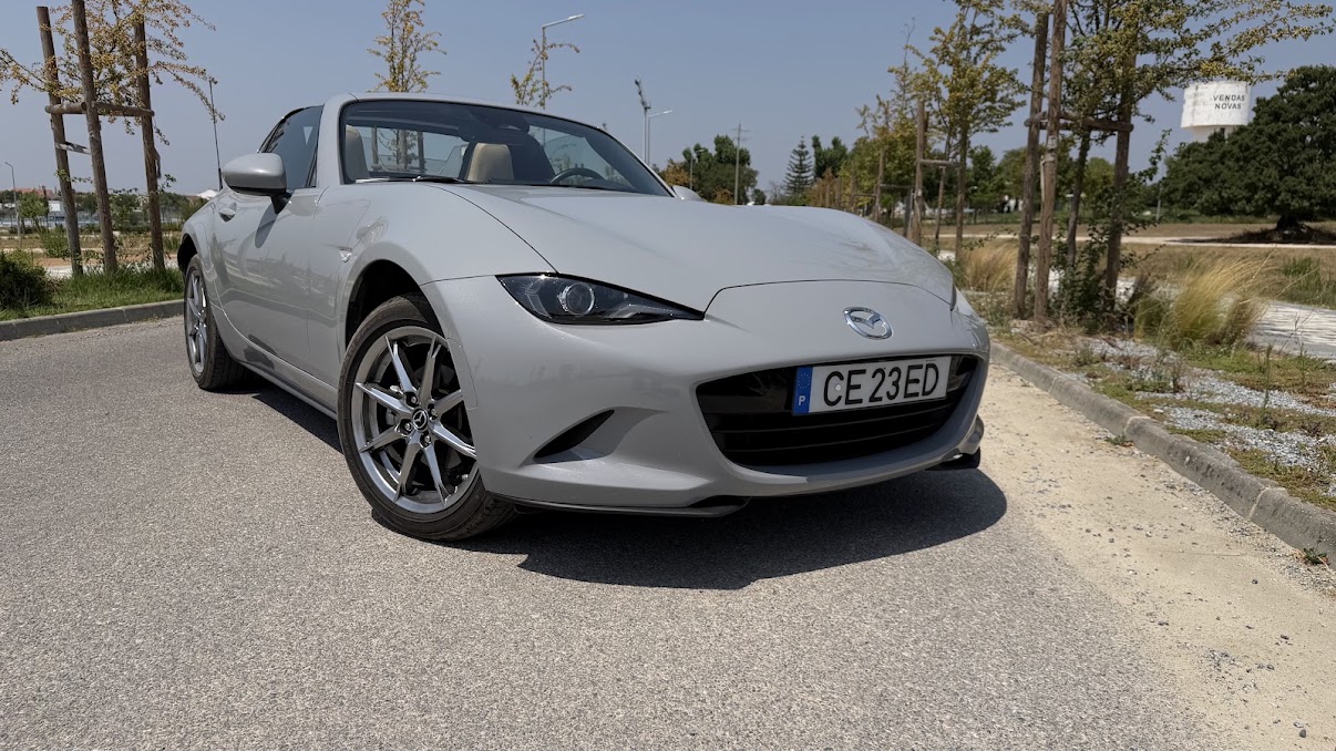 Ensaio Mazda MX-5: ainda é possível sorrir sem precisar de 300 cv? 5 Ensaio Mazda MX-5: ainda é possível sorrir sem precisar de 300 cv?