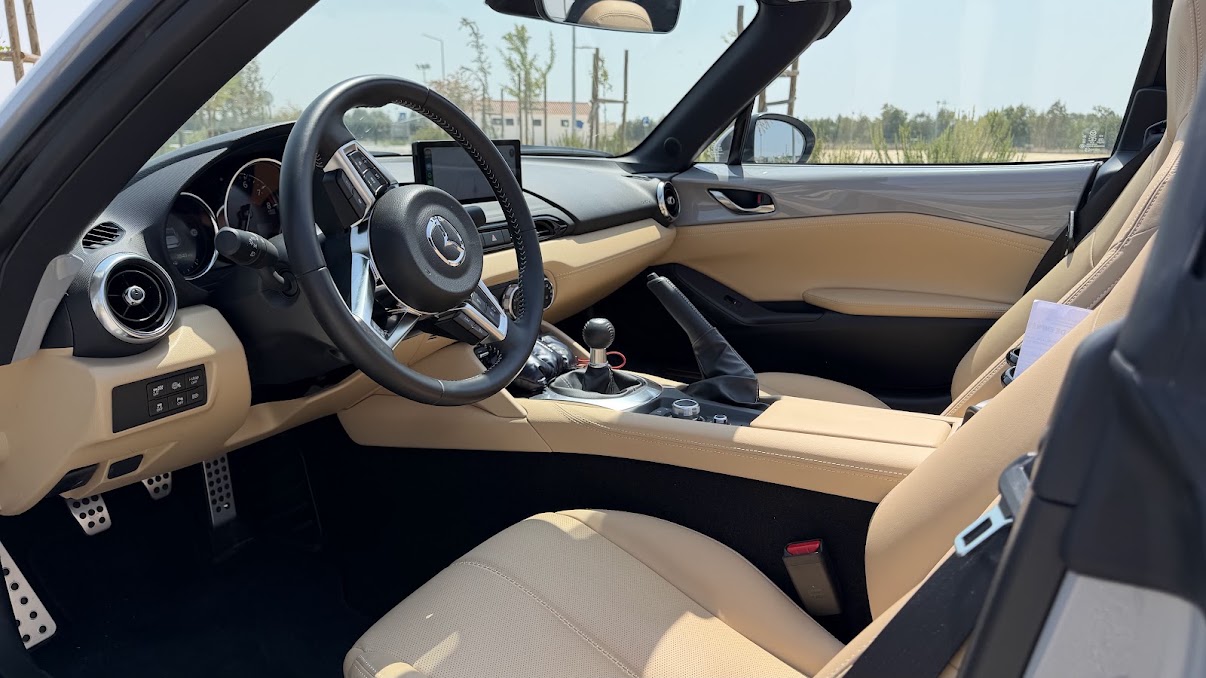 Ensaio Mazda MX-5: ainda é possível sorrir sem precisar de 300 cv? 6 Ensaio Mazda MX-5: ainda é possível sorrir sem precisar de 300 cv?