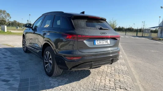 Ensaio ao Audi Q6 e-tron: conforto, tecnologia e uma experiência muito sólida 11 Ensaio ao Audi Q6 e-tron: conforto, tecnologia e uma experiência muito sólida