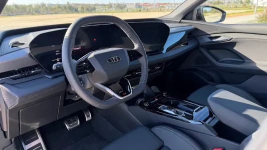 Ensaio ao Audi Q6 e-tron: conforto, tecnologia e uma experiência muito sólida 16 Ensaio ao Audi Q6 e-tron: conforto, tecnologia e uma experiência muito sólida